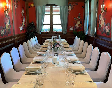  ресторан Красный кабачок