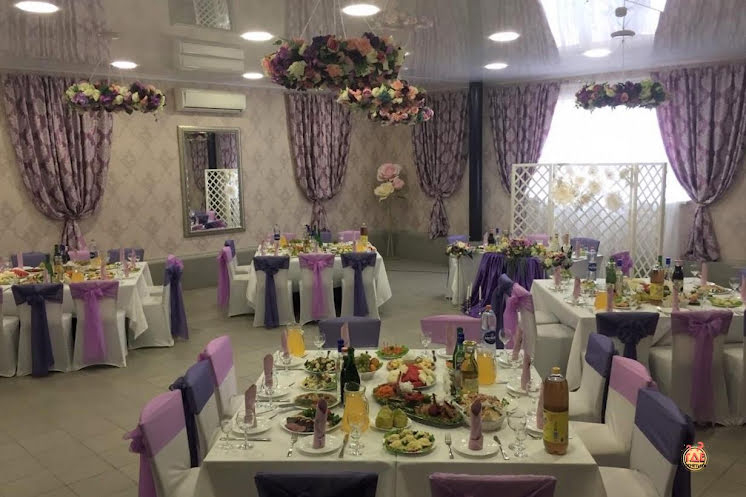 Основной зал  в «Сорри мама» фотография №9