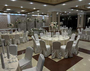  ресторан Амакс