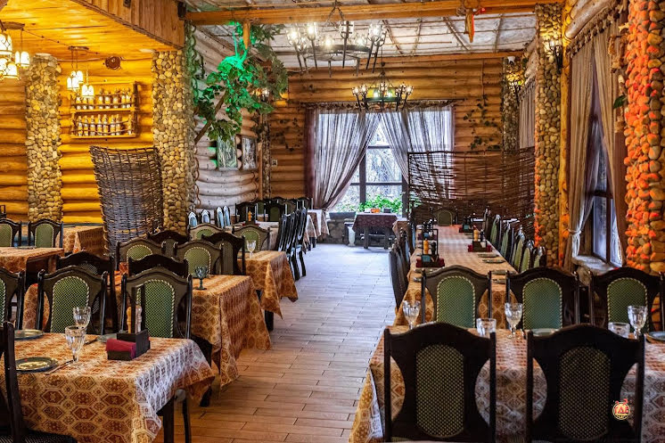 Основной зал в «Помещик на Бершанской» фотография №2