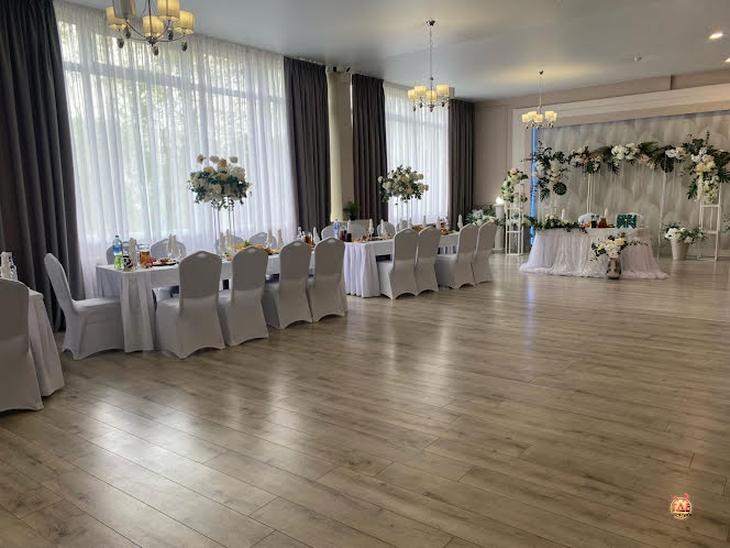 Зал на 150 человек в «Чарли» фотография №8