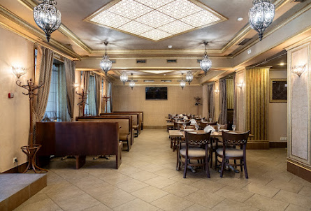 Основной зал  в VIP-зал 