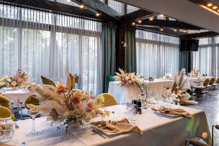 1 этаж в «Somemeat» фотография №1