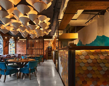 День рождения в Mr. India