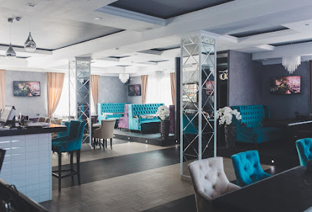 Основной зал в Летняя веранда