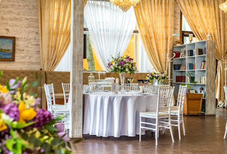 Основной зал в Основной зал