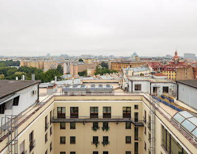 День рождения в Амбассадор