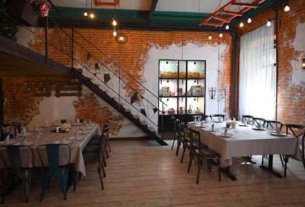 Банкетный зал № 2 в Банкетный зал № 4