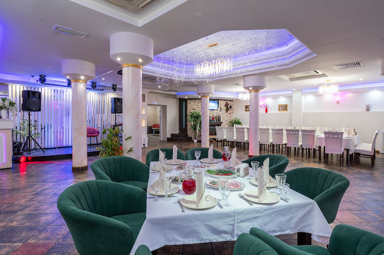 Зал на 2 этаже в «Европа» фотография №9