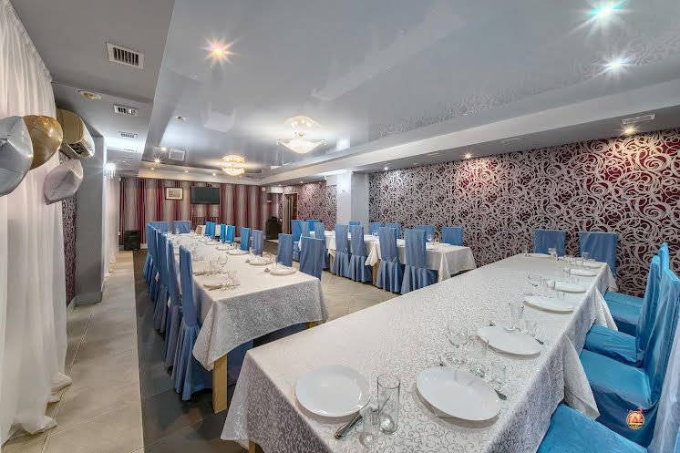 Зал на 70 человек в «Венский Дворик» фотография №3