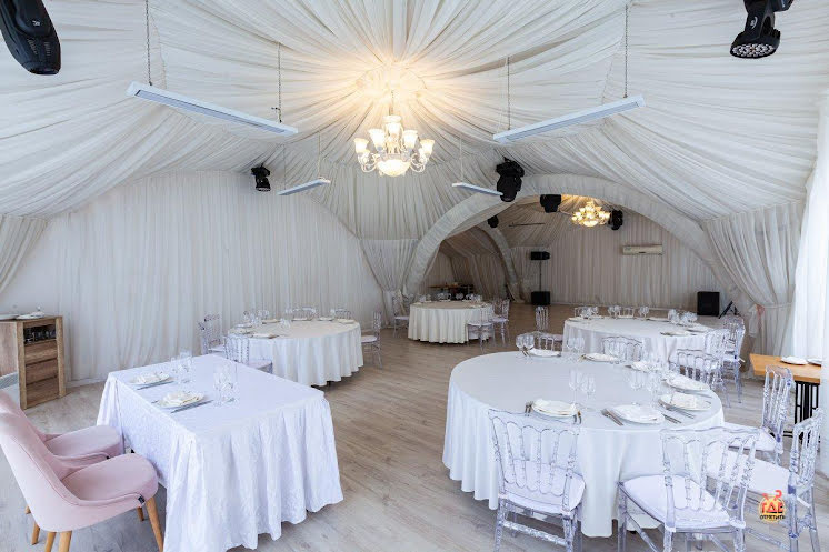 Панорамный шатер в «Villa Arcobaleno» фотография №13