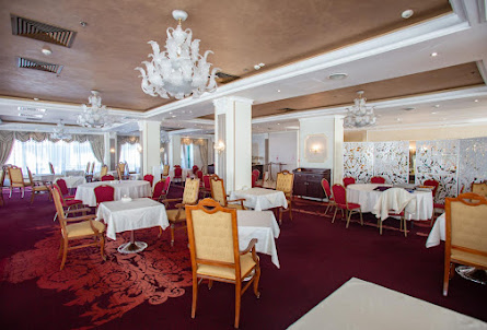 Ресторан «Тиберио» в Ресторан «Висконти»