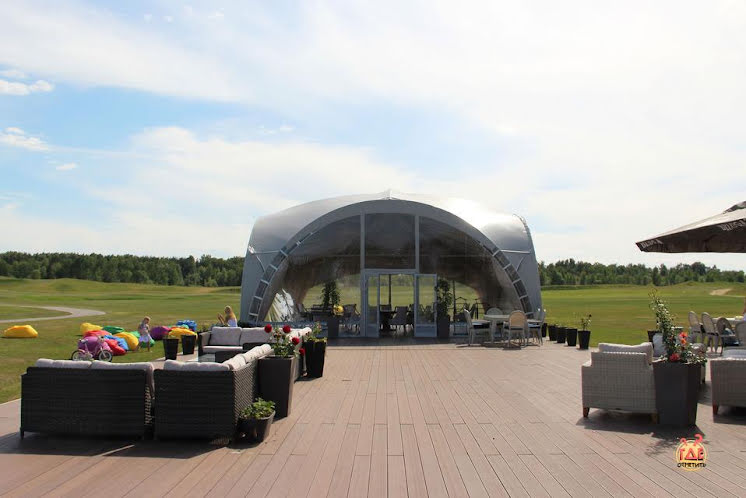 Маленький шатер в «Лунка 19» фотография №2