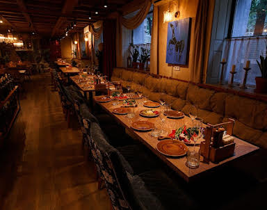 День рождения в Барбамбия Шампури