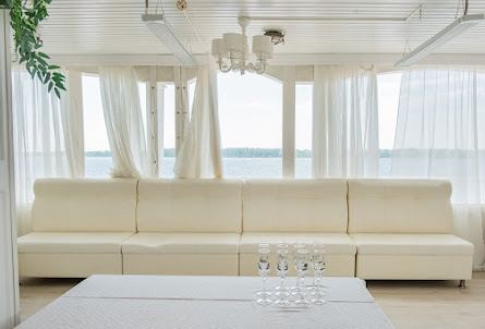 Зал «Белый» в Зал «Синий»