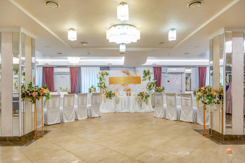 Континент-Хауз фотография №1