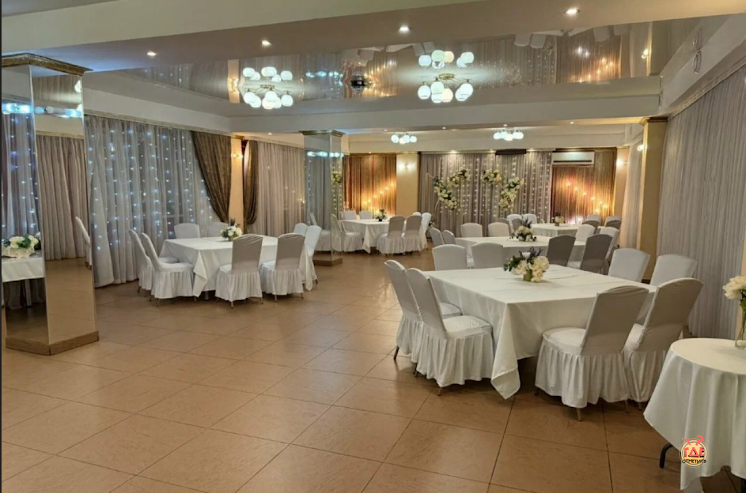 Большой зал в «Изобилие» фотография №4