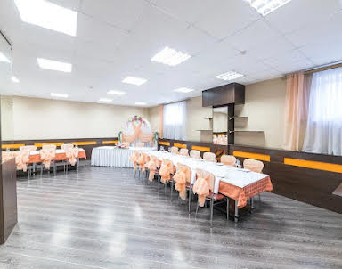  ресторан «Веста» на Новой Заре