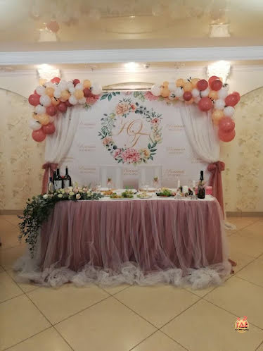 Белый зал в «Медведица» фотография №1