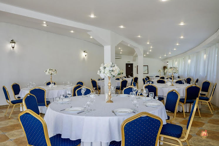 Зал "Белый" в «Круглый год» фотография №18