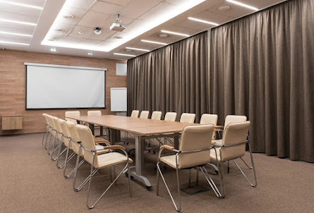 Переговорная комната в Малый зал