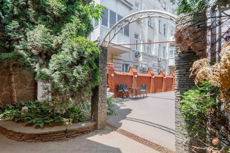 Летняя беседка  в «Наталия» фотография №7