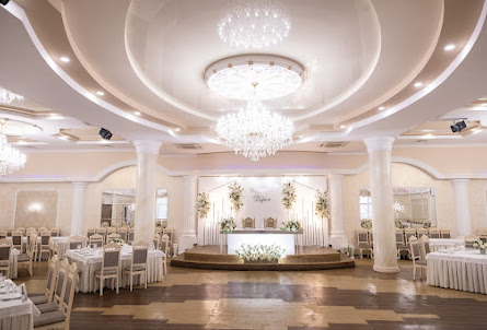 Зал «Зеркальный» в Дом №24