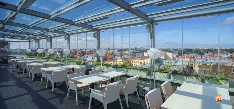 Терраса "Вино и вода" в «INDIGO St. Petersburg-Tchaikovskogo» фотография №3