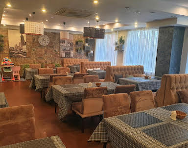  ресторан Кушай Город