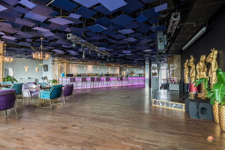 Основной зал в «Сытый лось на Кунцево» фотография №18