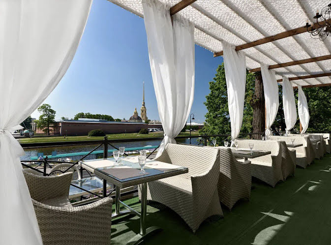 Общий зал в «Алые паруса» фотография №8