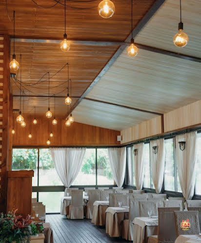 Летняя терраса на воде в «Белая береза» фотография №1