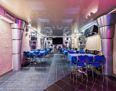  ресторан Уральский Двор