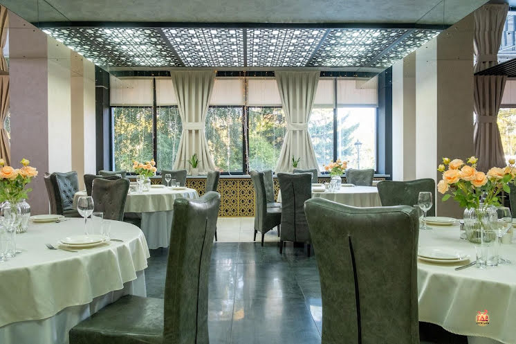 Основной зал в «Чкалов» фотография №14