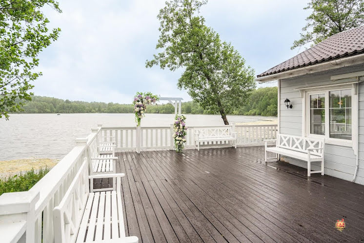 Ресторан на воде в «Медвежьи озера» фотография №1