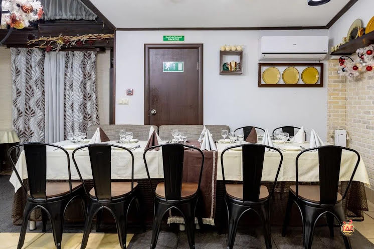 Основной зал в «Ясень» фотография №8