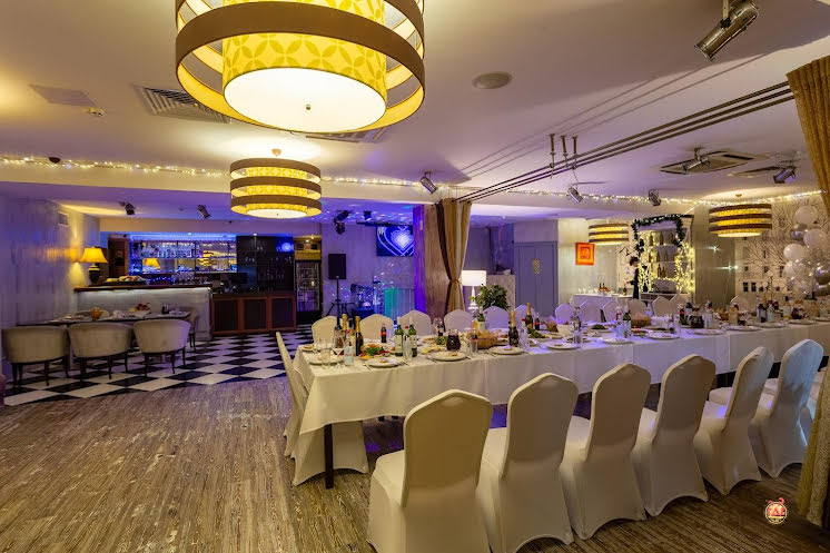 Основной зал  в «MANDARIN» фотография №1