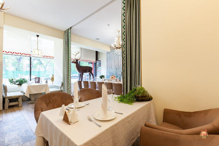 Зал «Охотничий» в «Таёжный» фотография №10