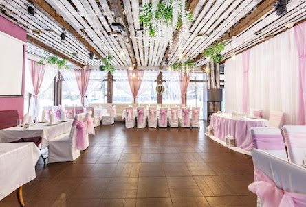 Основной зал в Веранда 