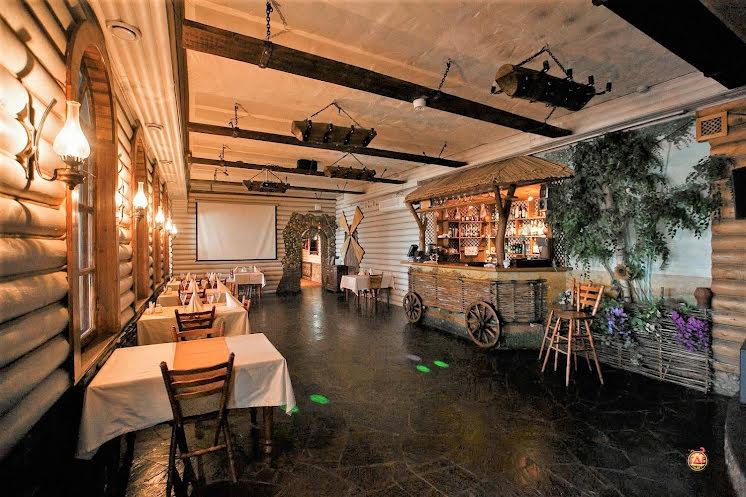 Большой зал в «Серая Лошадь» фотография №1