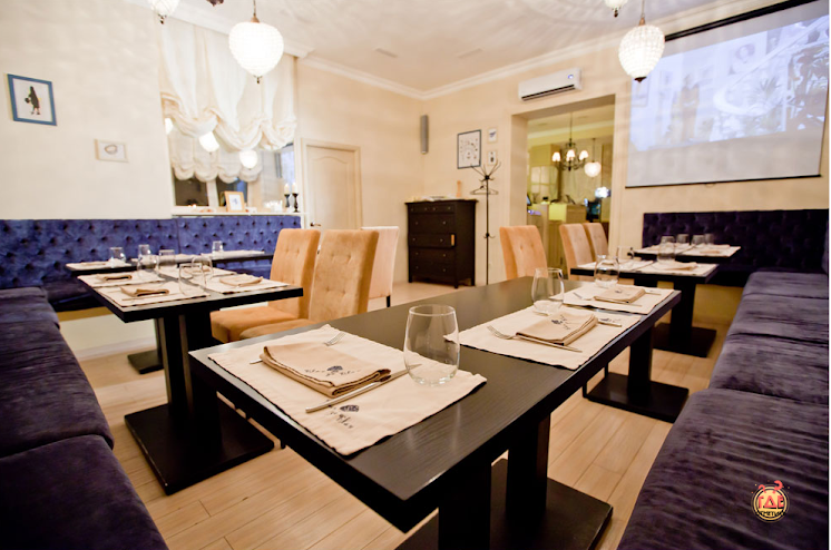 Малый зал в «Blanc de Blancs» фотография №5