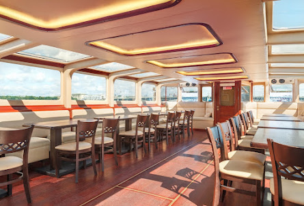 Палуба в Палуба