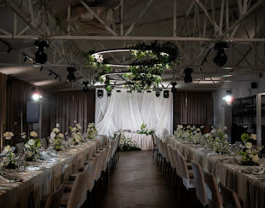  ресторан Времена года в Зеленом городе