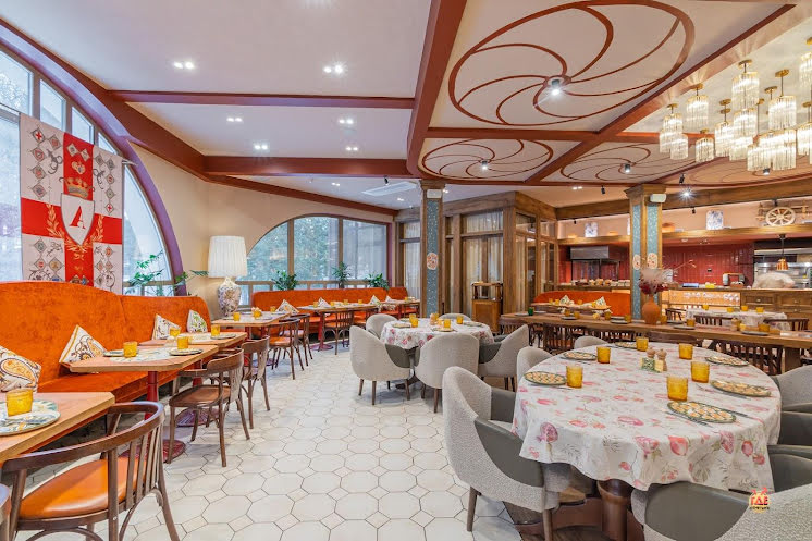 Основной зал в «Askaneli» фотография №17