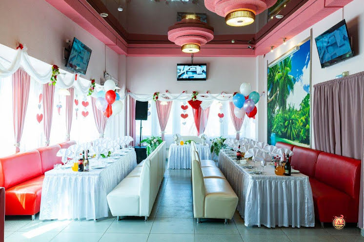 Основной зал  в «Lubeer» фотография №5