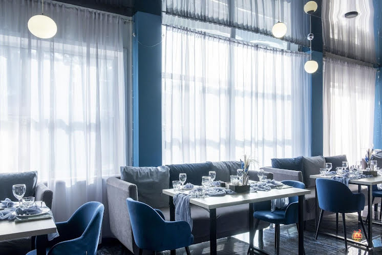 Нижний зал в «Pilot» фотография №12