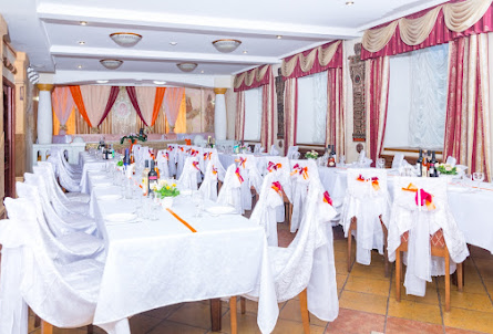 Банкетный зал в Зал «Замок»