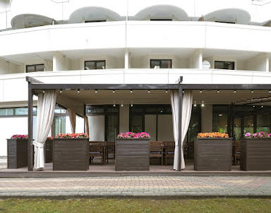  ресторан Edge Seligerskaya-Moscow