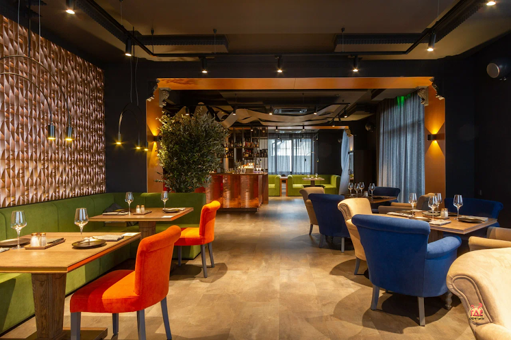 Основной зал в «TRITONIA» фотография №6