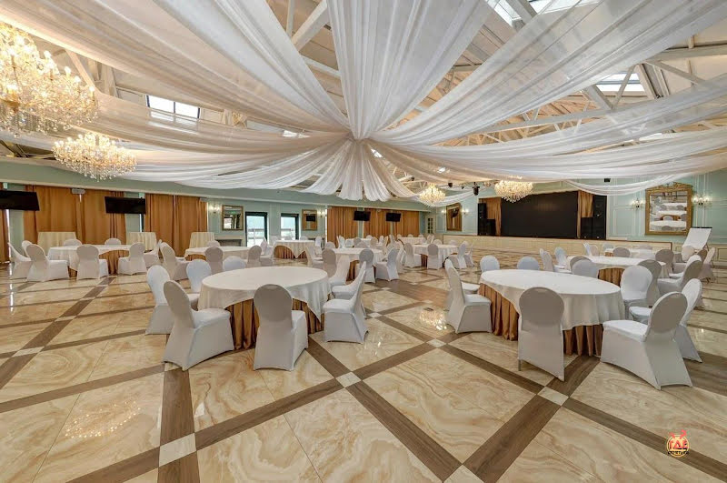 Белая лошадь фотография №17